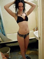 Photo 5, Real emo gf flashing