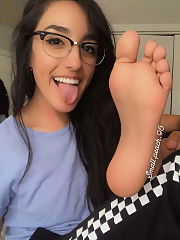 Photo 31, Latina Foot Goddess