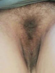 Photo 2, Unshaved girlfriend