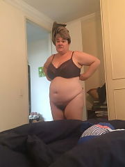 Photo 3, BBW Wife Sal Putting