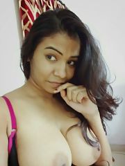 Photo 34, Desi Amateur Pornstar