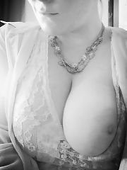 Photo 45, Amateur 37 (Big Tits